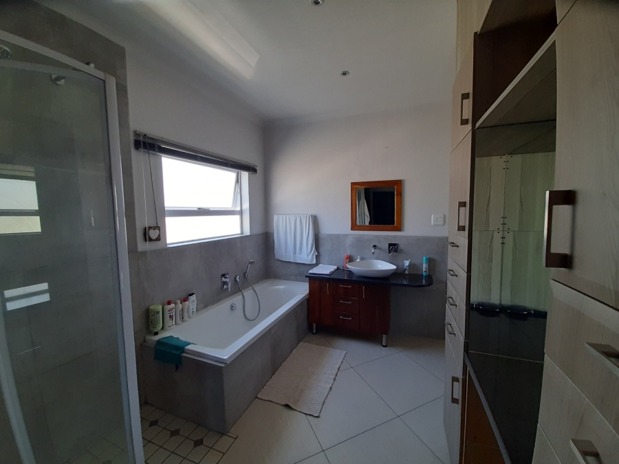 11 Bedroom Property for Sale in Bonnie Doone Eastern Cape